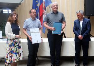 PODELITEV PRIZNANJ 32 FOTO LJUBO VUKELIČ